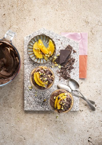 Me Bakbox Vegan Chocolademousse Sinaasappel Me Bakbox Vegan Chocolademousse Met Coulis Copy &mdash; Foodbag campaign photography by Foodphoto