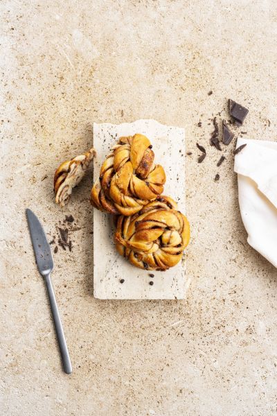Mi Gerard Bakery Bun Chocolade &mdash; Foodbag campaign photography by Foodphoto
