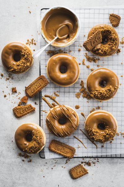 Biscoff Donuts &mdash; professional food photography by Foodphoto