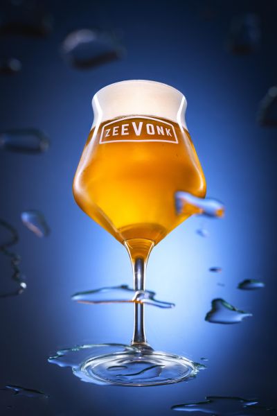 Zeevonk Tripel En Blond Glas Onder &mdash; professional food photography by Foodphoto