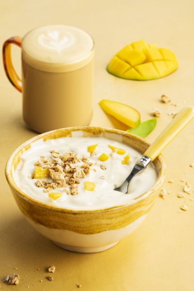 Moments Moments Productpic Unsweetened Soy Mango Pot 400g &mdash; AI-enhanced food photography by Foodphoto